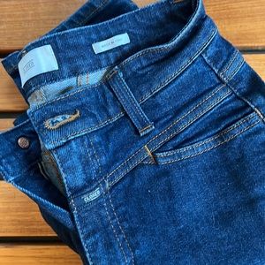 CLOSED skinny pusher Jean